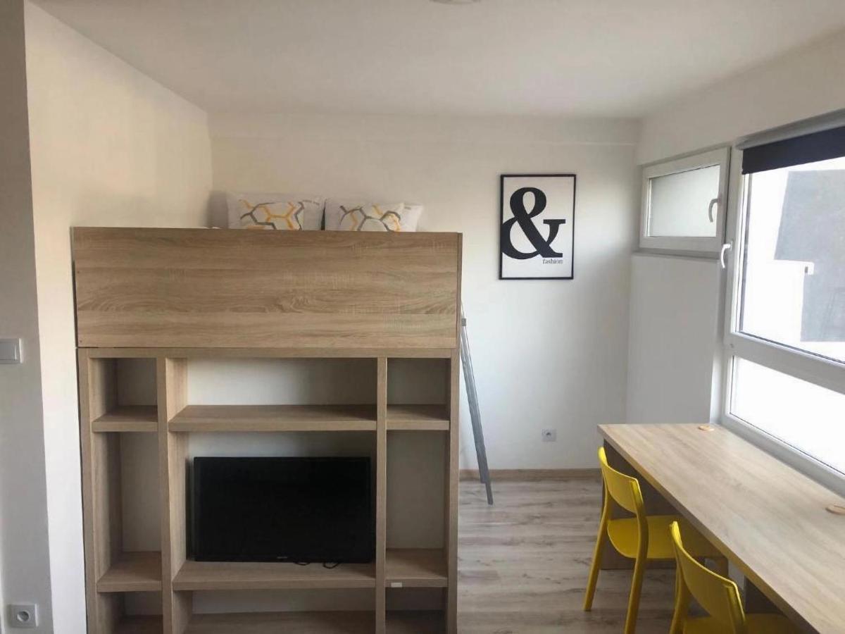 Starterapart Wroclaw Bagian luar foto